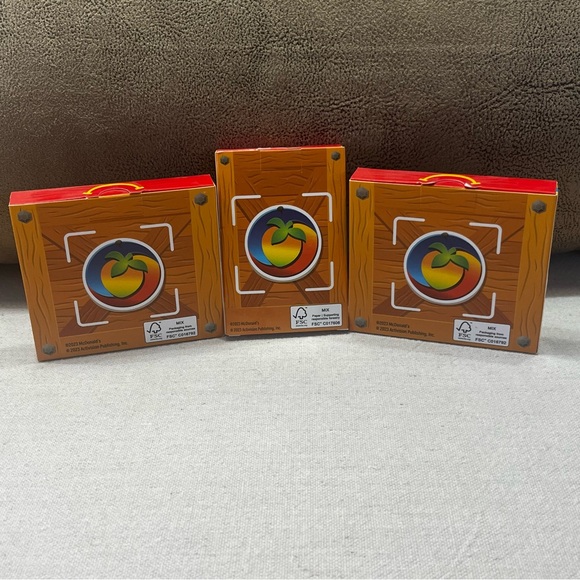 2023 McDonalds Happy Meal Toys - Crash Team Rumble - Set of 3 - Picture 5 of 8